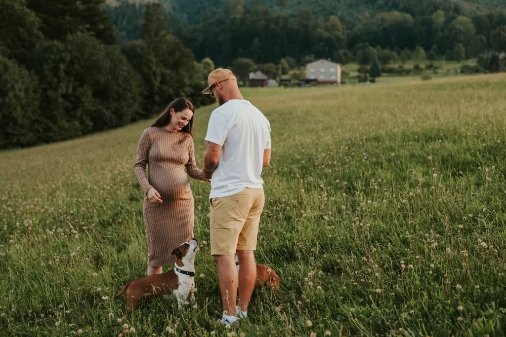 Těhotenské focení v přírodě (6)