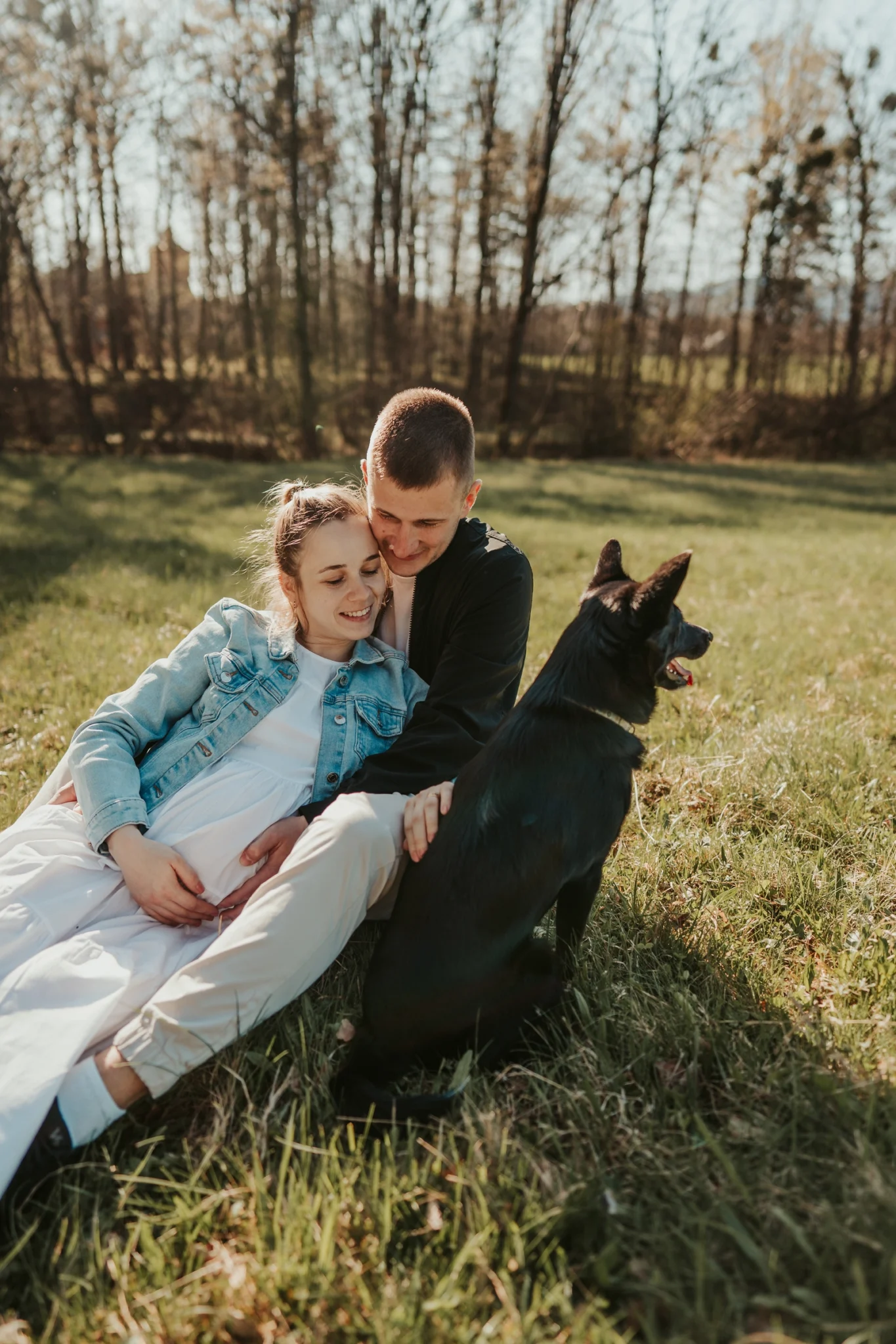 Pár v objetí těhotenství Ostrava