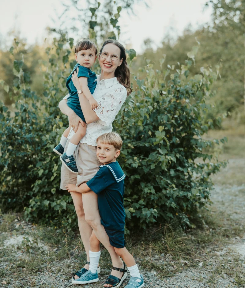 Fotografie dětí s matkou Opava